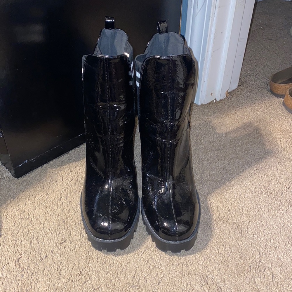 black 4in booties